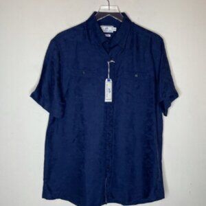 Short sleeve Southern Tide button down. Medium